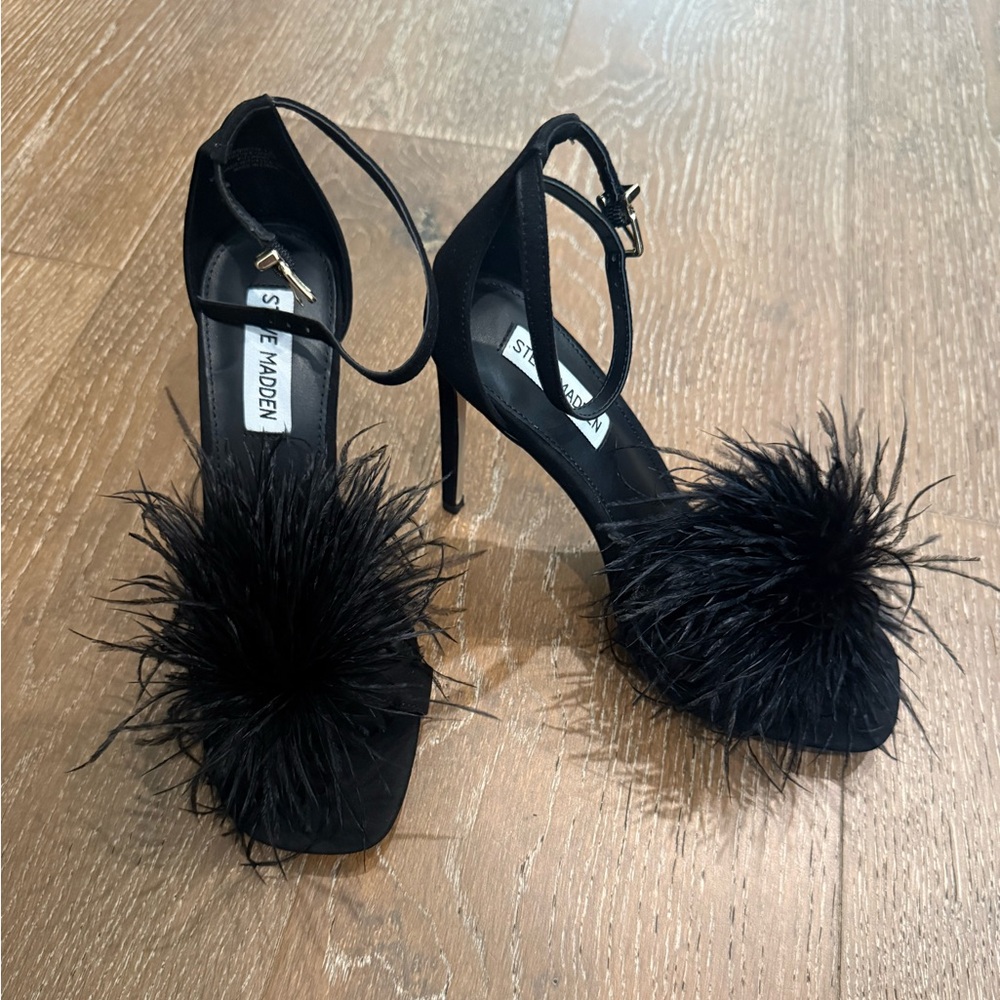 Steve Madden Black Feather Pom Pom Ankle-Strap Heels